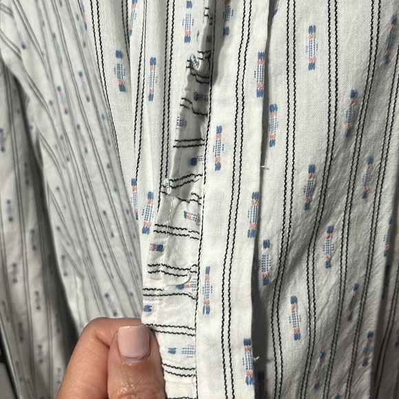 NWT Loft Womens Clip Ruffle Shirt Blouse Size M White Cottage Office Western - Picture 3 of 6